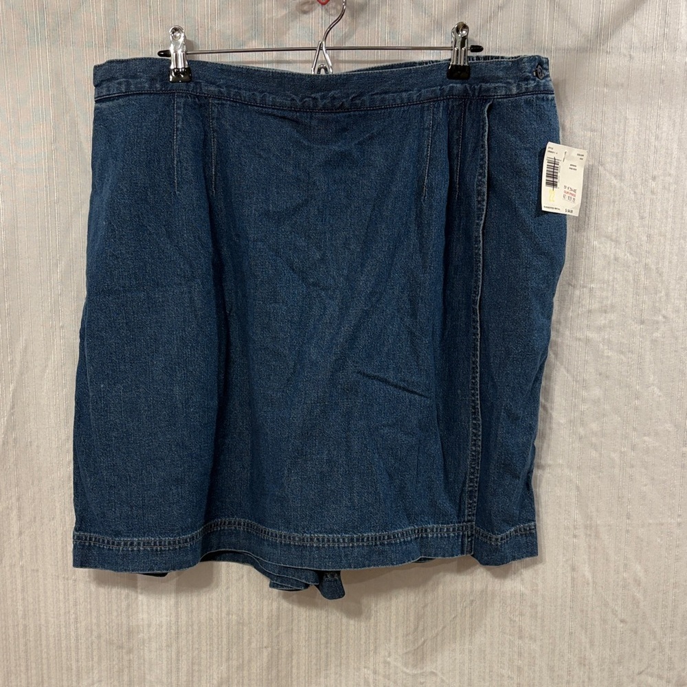 NWT Liz Claiborne Vintage Skort